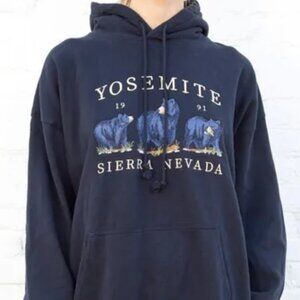 Brandy Melville John Galt Navy Yosemite Sierra Nevada Hoodie